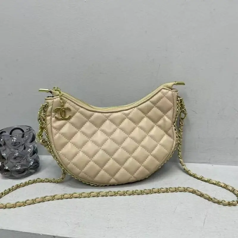 chanel mini sac a main pour femme s_1250072